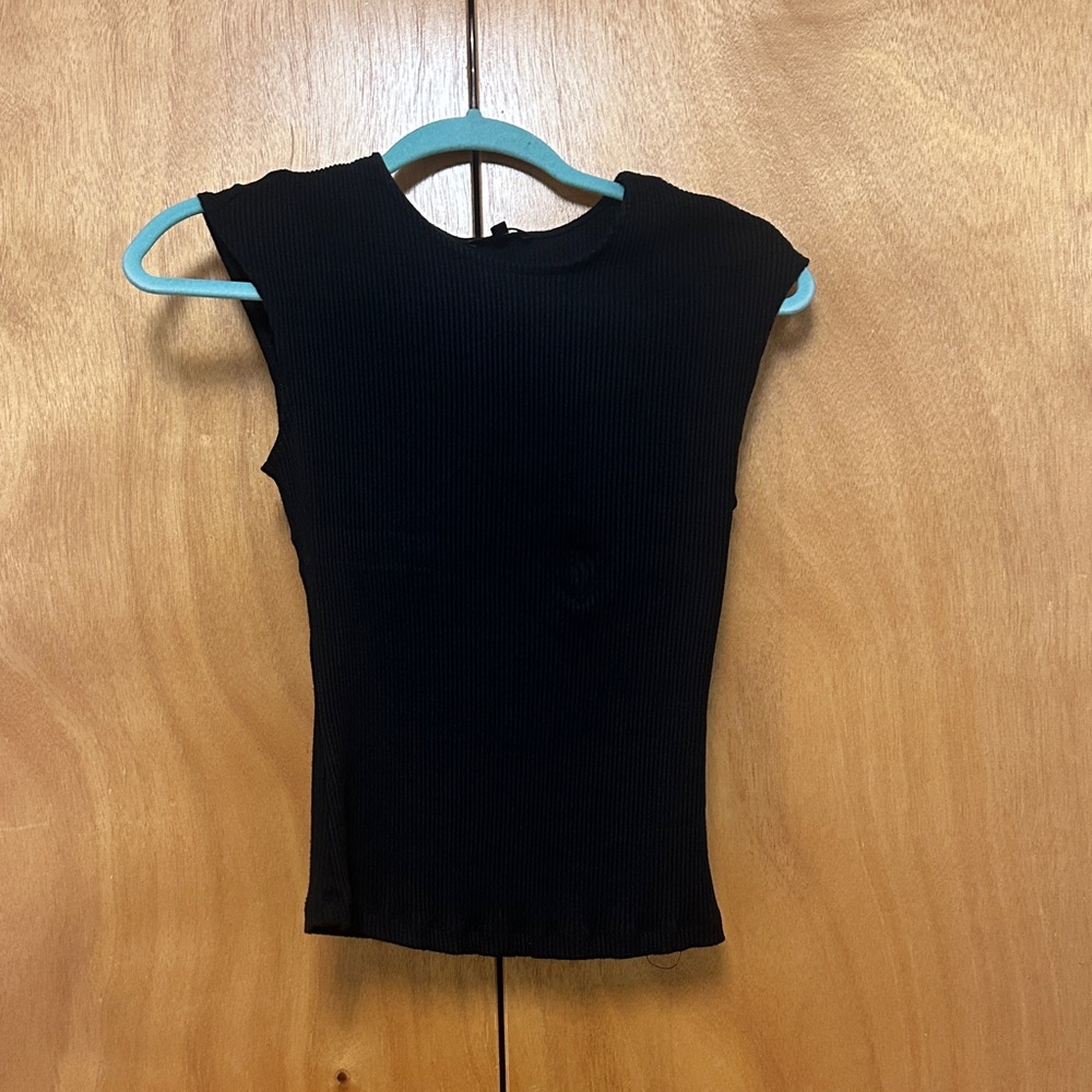 Dynamite Black Ribbed Cap Sleeve Top